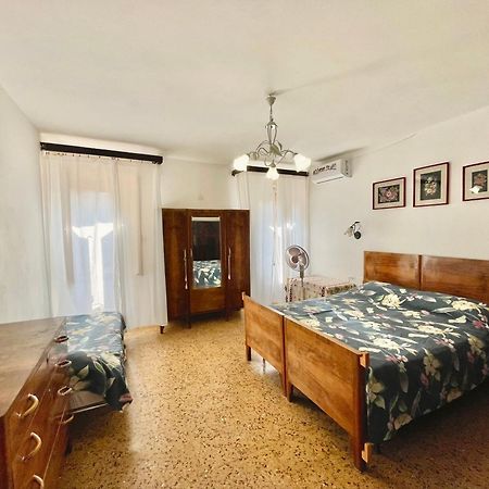 L'Encanto De Luna -Una Casa Autentica Comacchiese Comacchio Exterior foto