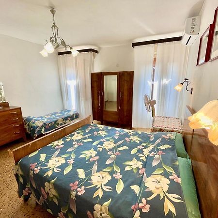 L'Encanto De Luna -Una Casa Autentica Comacchiese Comacchio Exterior foto